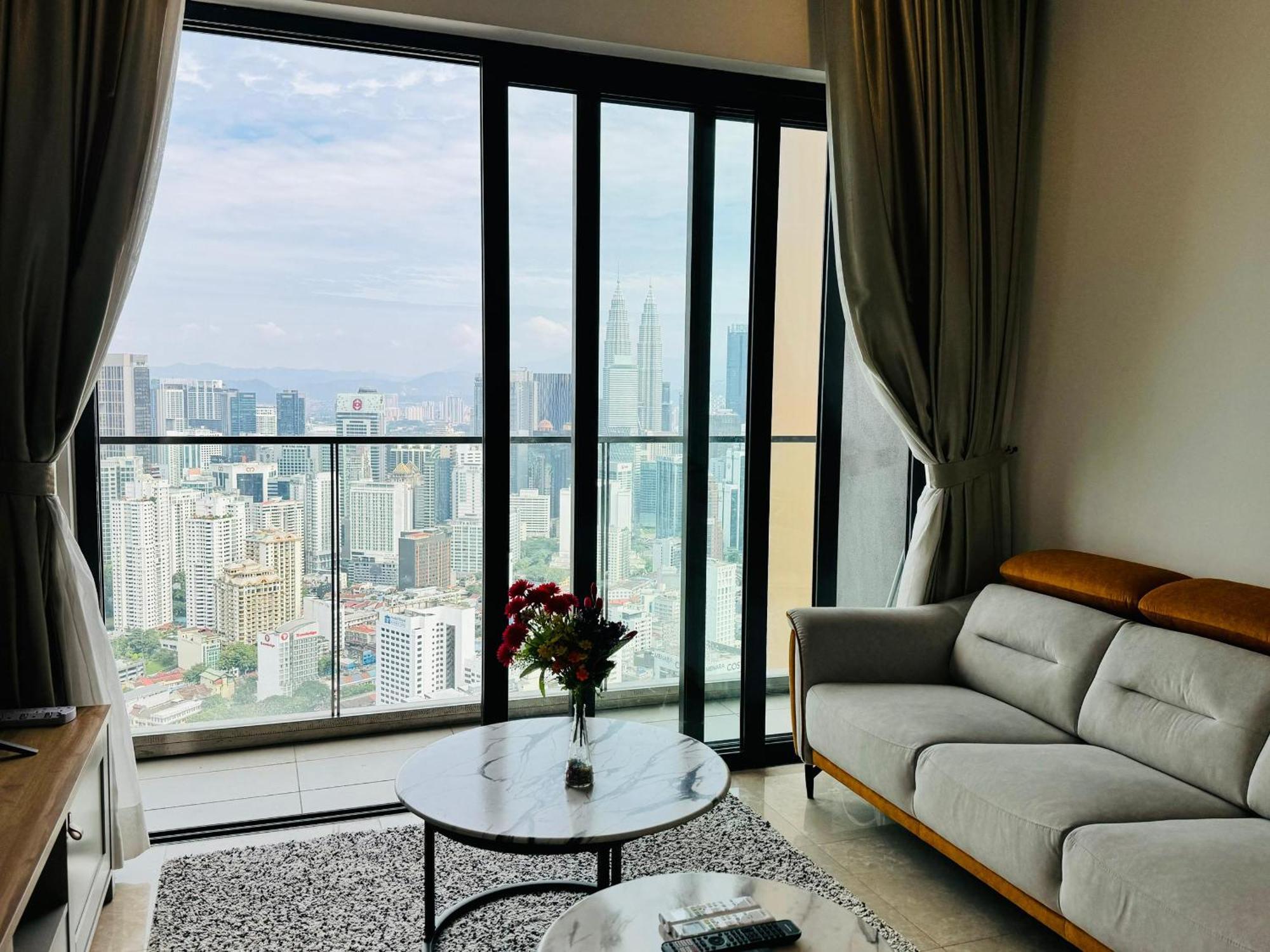Lucantia Serviced Suites Куала-Лумпур Экстерьер фото